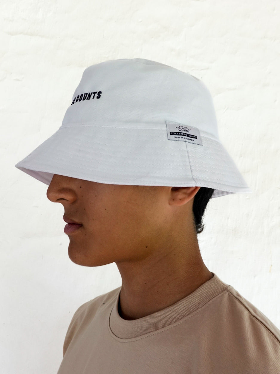 BUCKET HAT